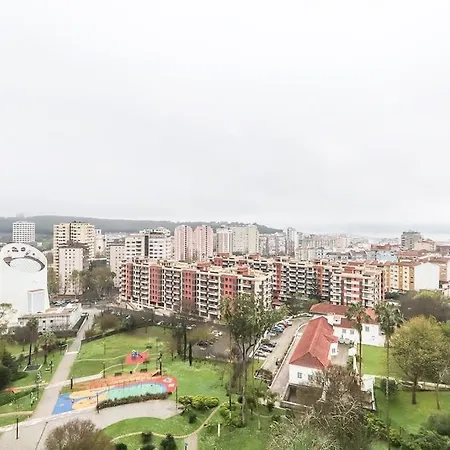 Vita Portucale ! Miraflores Sky View With Balcony Appartement
